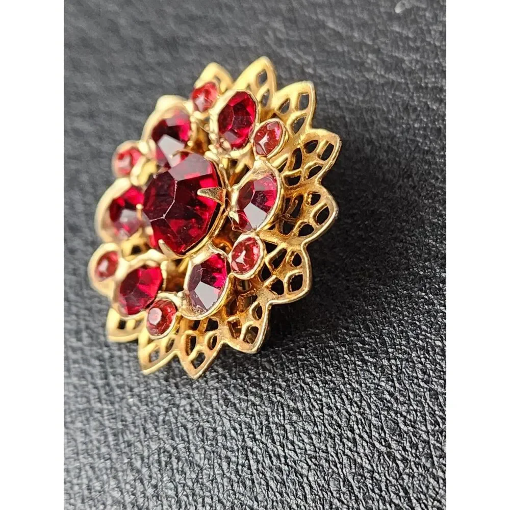 Vintage Red Rhinestone Floral Brooch – Gold Tone Filigree Mid-Century Glam